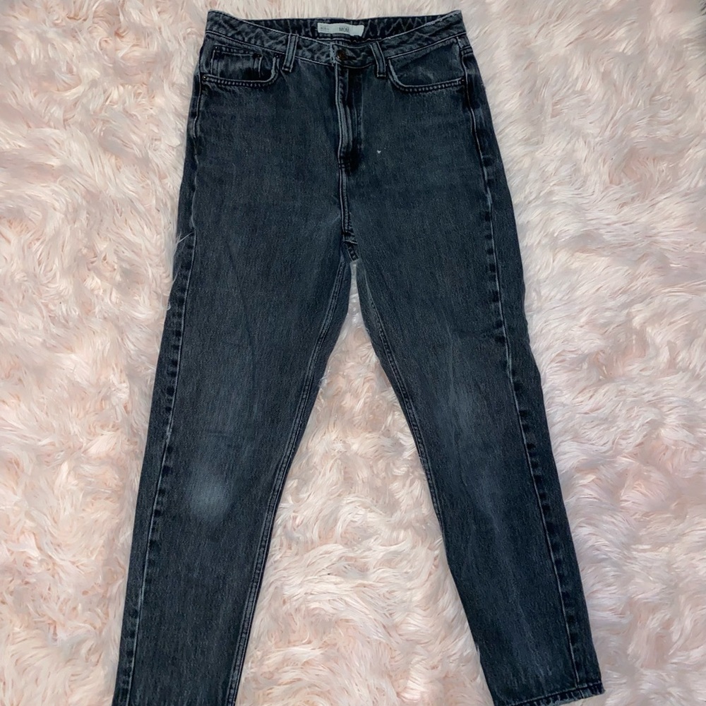 Black Topshop mom jeans